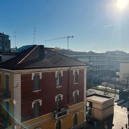 Amazing 2br With Fantastic View In Porta Venezia Apartmanhotel Milánó